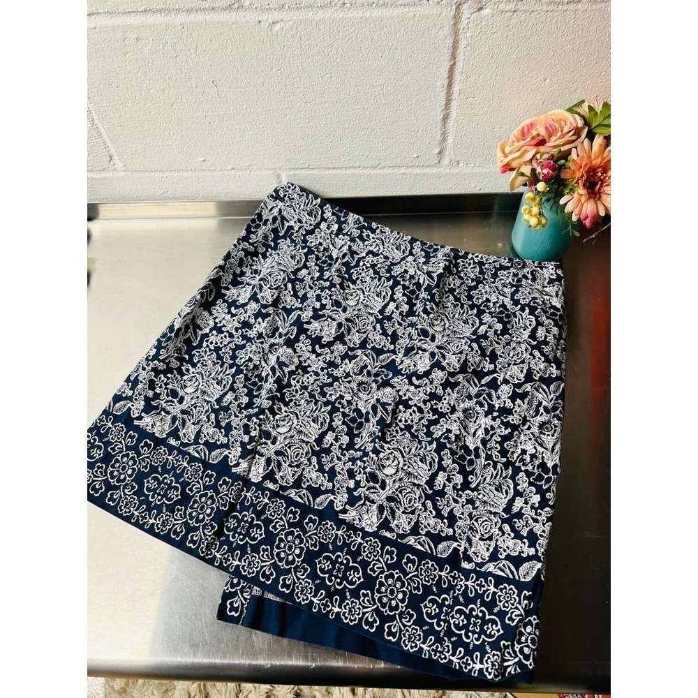 Ann Taylor Navy Patterned Wrap Skirt - Picture 4 of 9